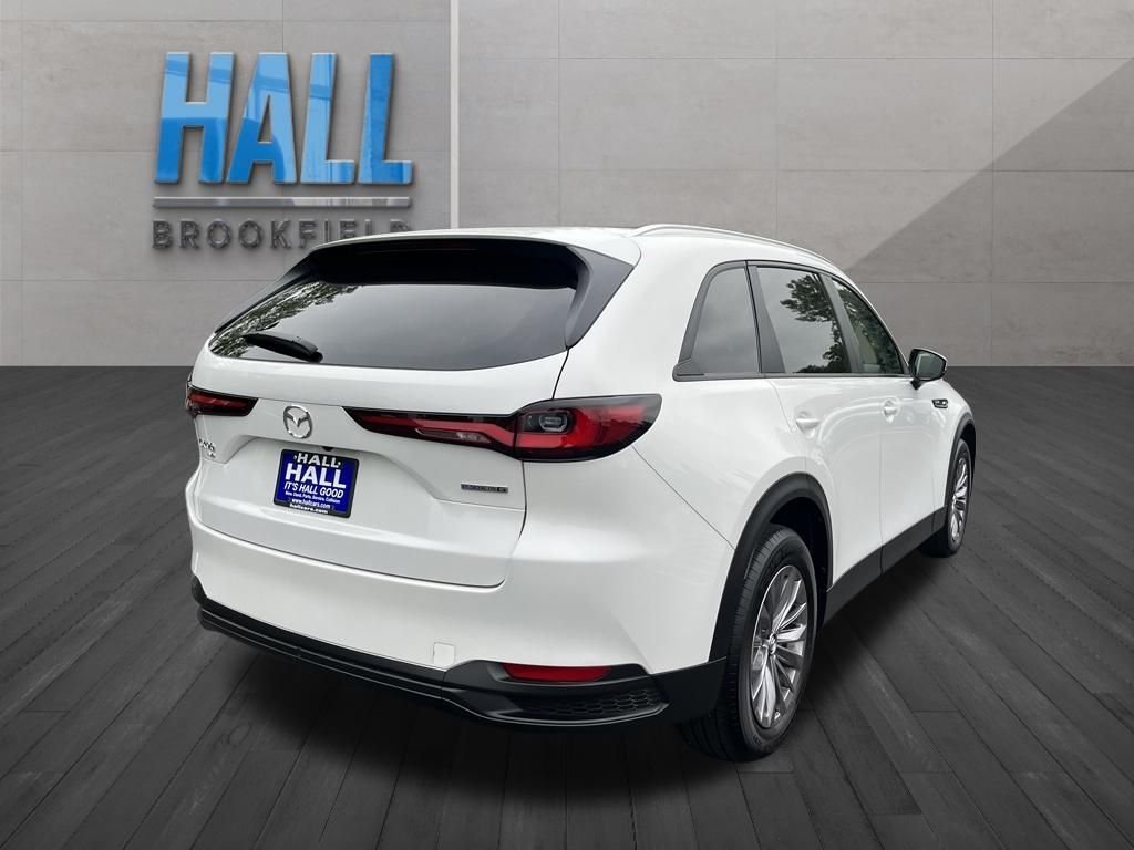 Certified Used 2026 White Mazda 3.3 Turbo Select image 5
