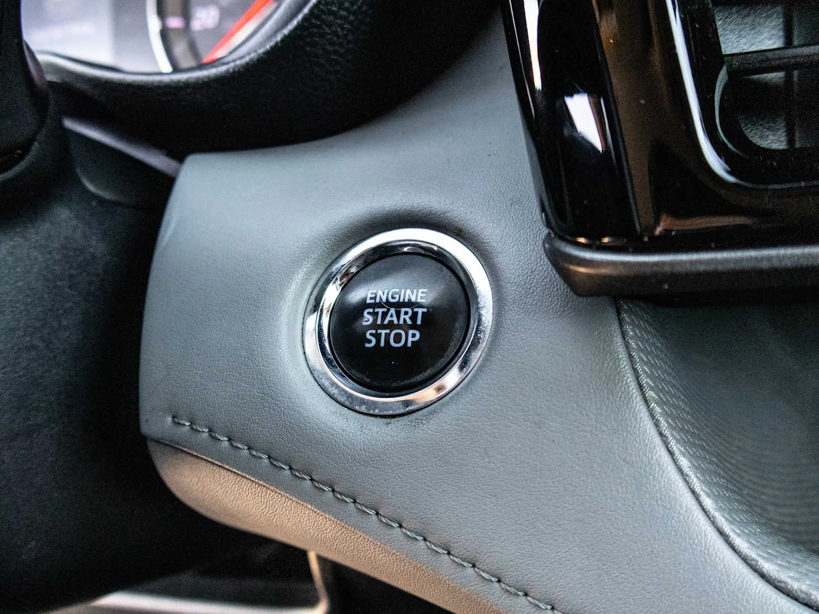 Used 2022 Silver Toyota LE image 37