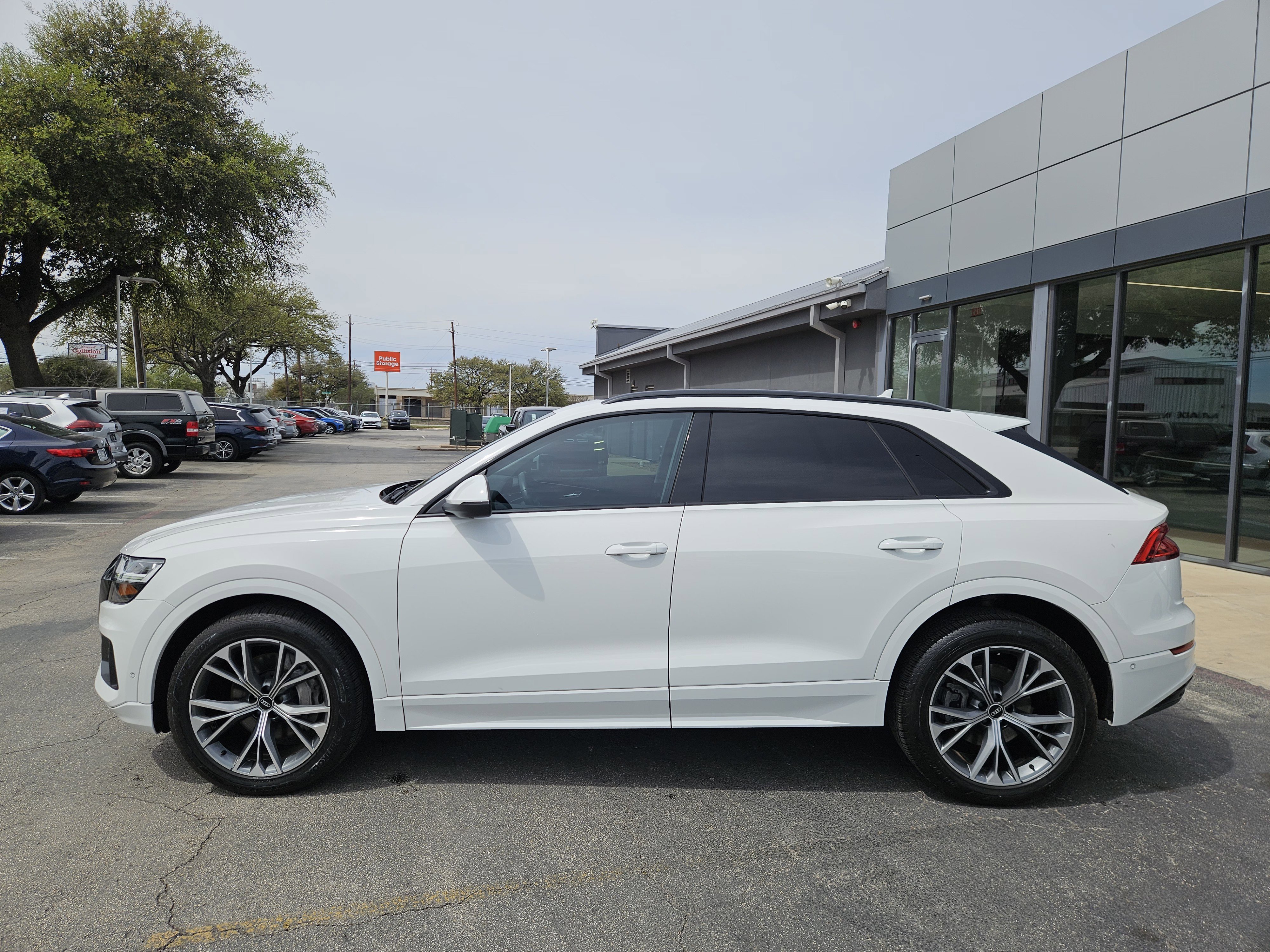 Used 2021  Audi 3.0T quattro Premium image 4