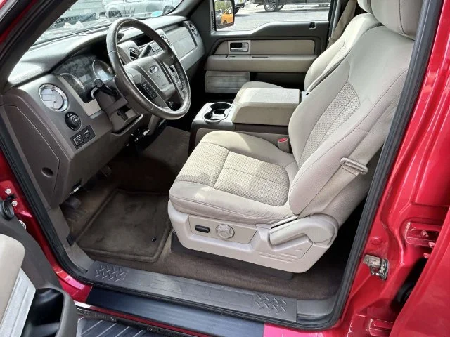 Used 2010 Red Candy Metallic Tinted Clearcoat Ford XLT image 17