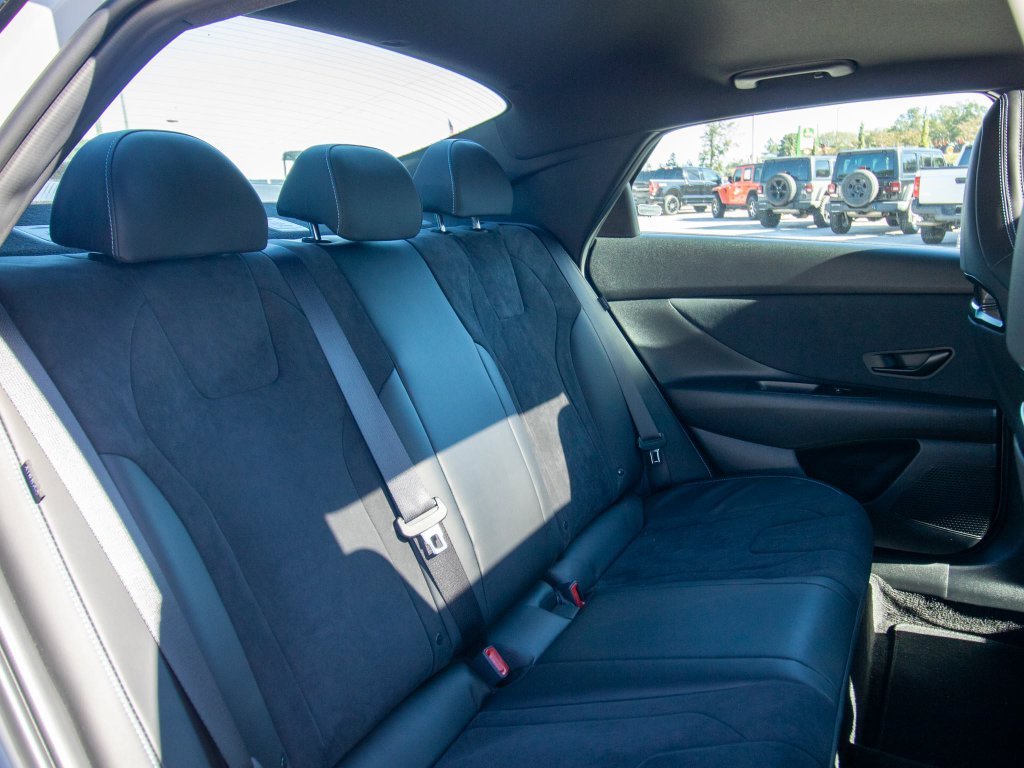 Used 2025 Gray Hyundai Base image 12