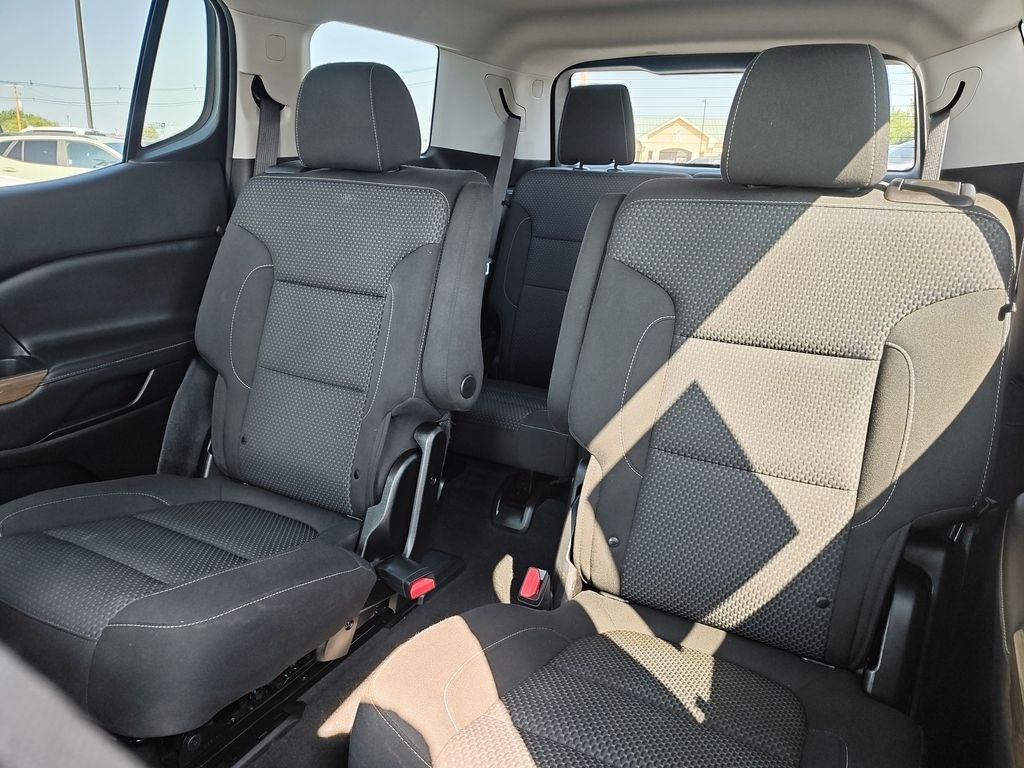 Used 2023 Blue GMC SLE image 23