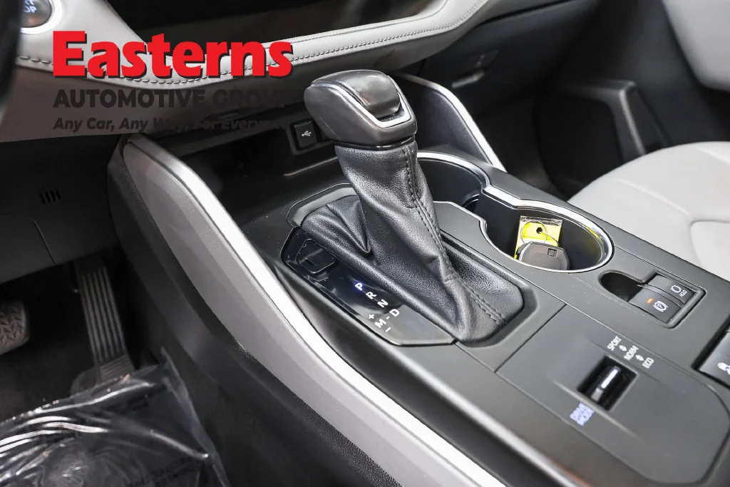 Used 2021 Silver Toyota XLE image 15