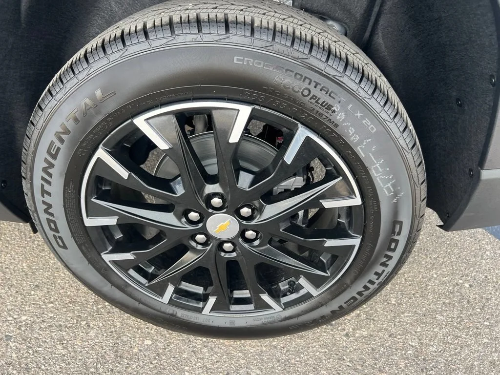New 2026 Sterling Gray Metallic Chevrolet LT image 35