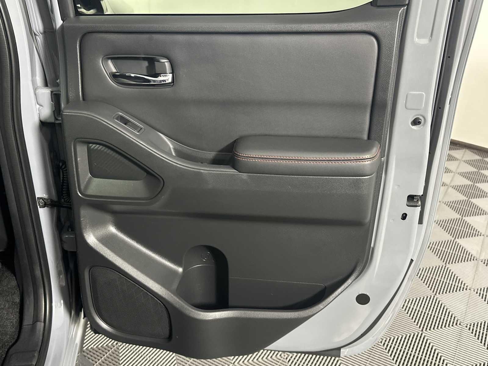 Used 2024 Boulder Gray Pearl Nissan PRO-4X image 24