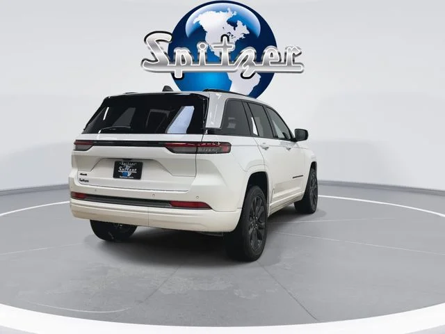 New 2026 Bright White Clear-Coat Exterior Paint Jeep Limited Reserve image 10