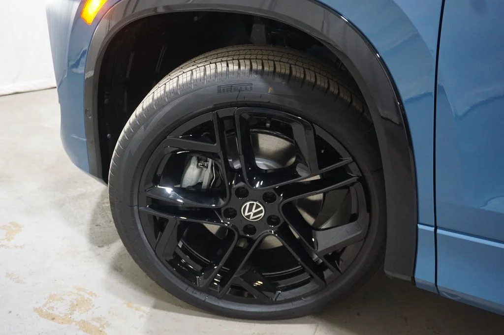 New 2026 Blue Volkswagen 2.0T SE R-Line Black image 29