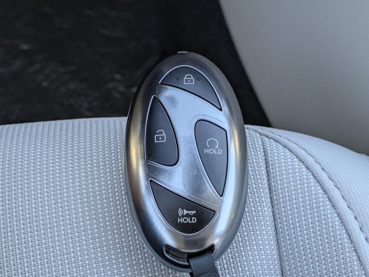 New 2027 Atlas White Hyundai SE FWD image 27