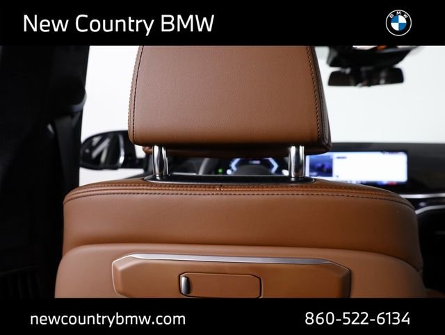 2026 BMW X7 M60i - Photo 35