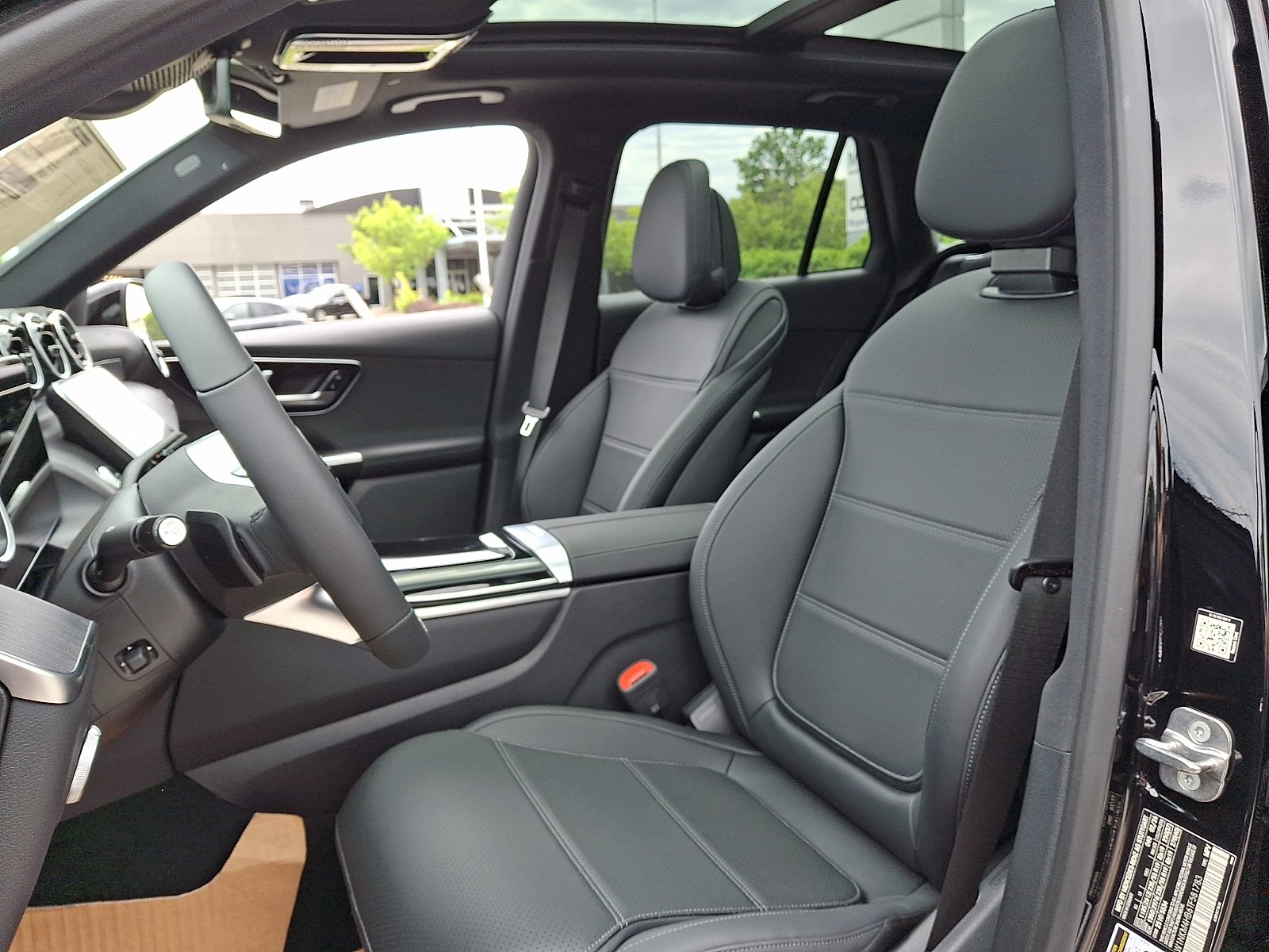 New 2026 Black Mercedes-Benz GLC 300 image 11