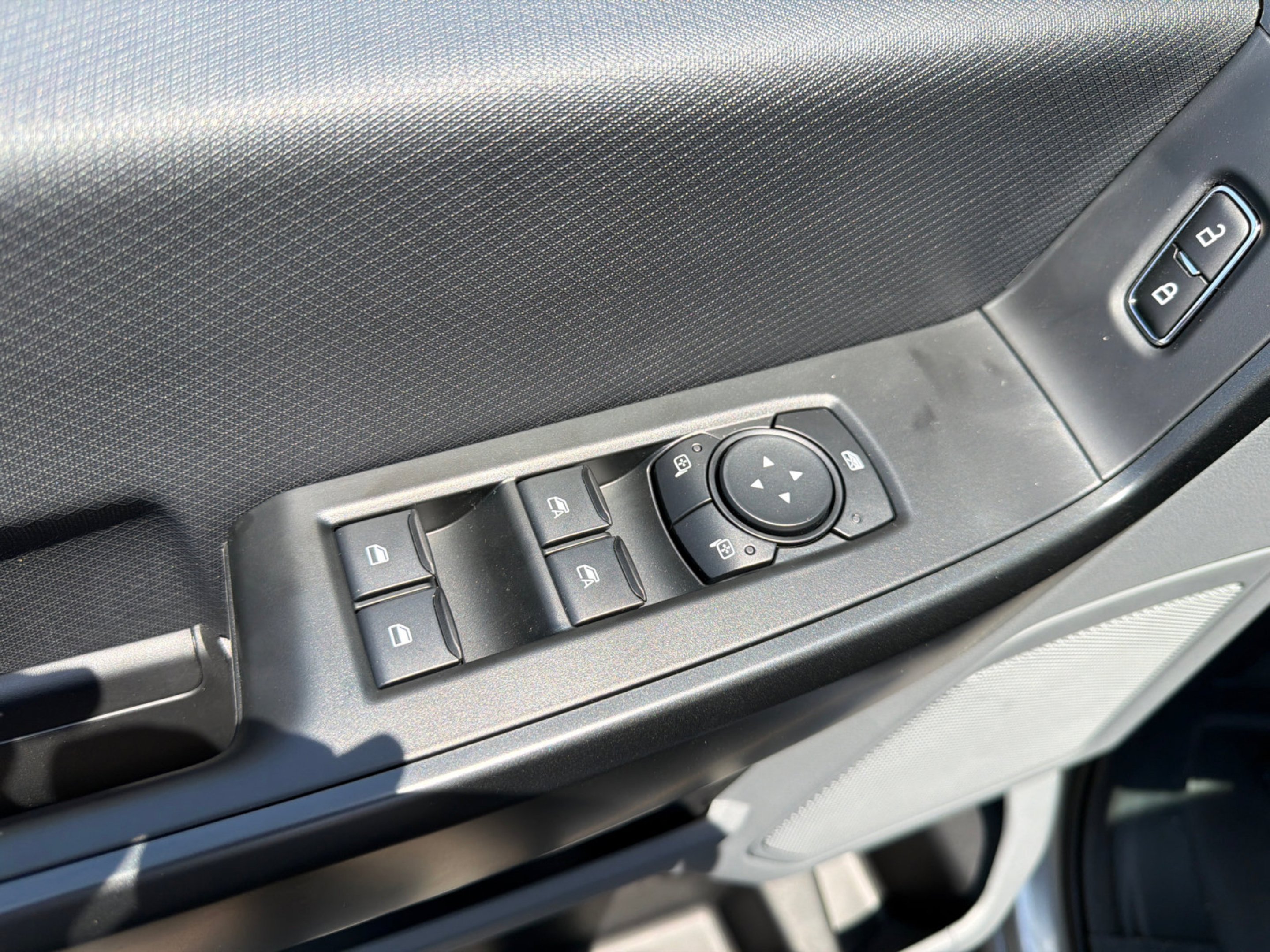 New 2026 Iconic Silver Metallic Ford XL image 16