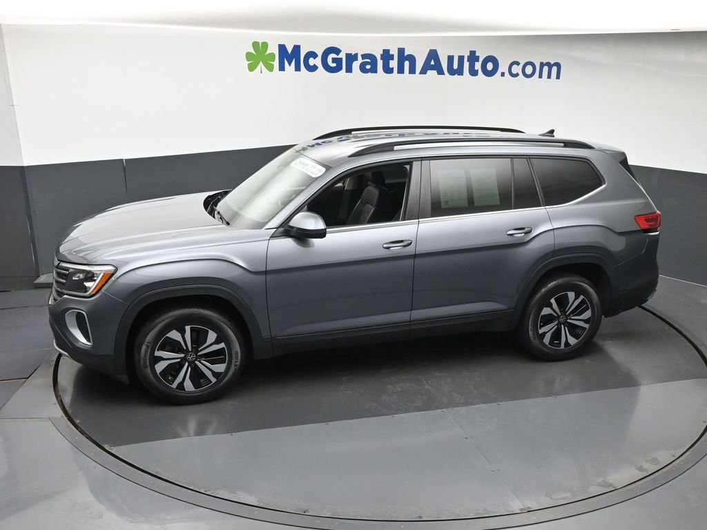 Used 2024 Gray Volkswagen 2.0T SE image 23