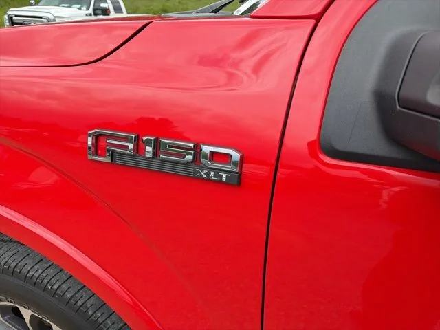 Used 2019 Red Ford XLT image 10