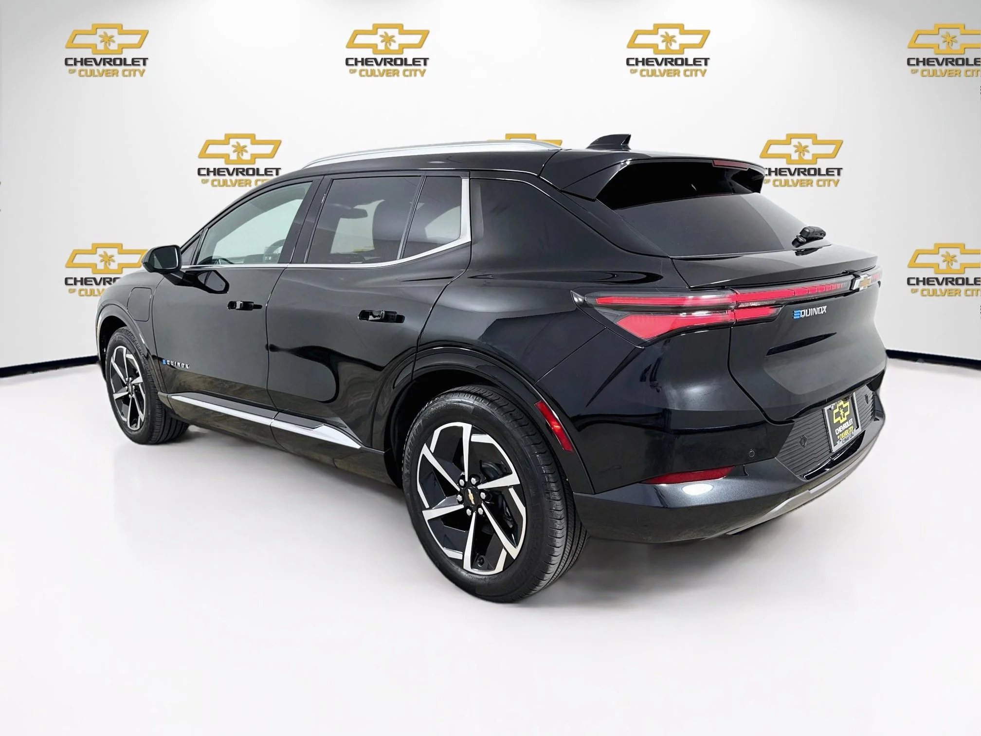 Used 2025 Black Chevrolet LT image 6