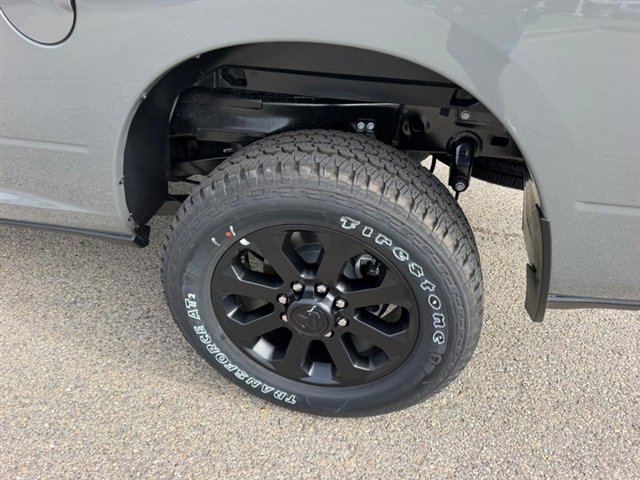 New 2027 Ceramic Gray Clear-Coat Exterior Paint RAM Laramie image 7