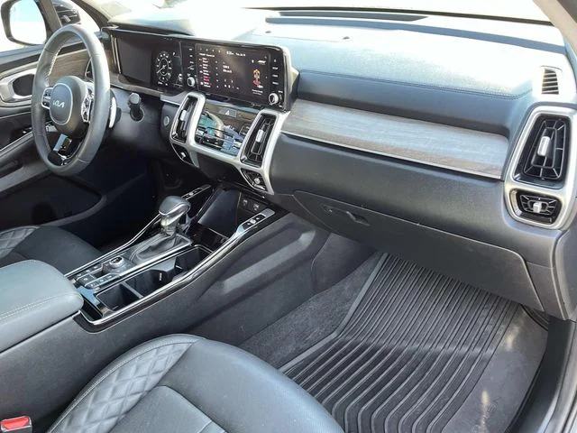 Used 2022 Silver Kia X-Line SX Prestige image 25