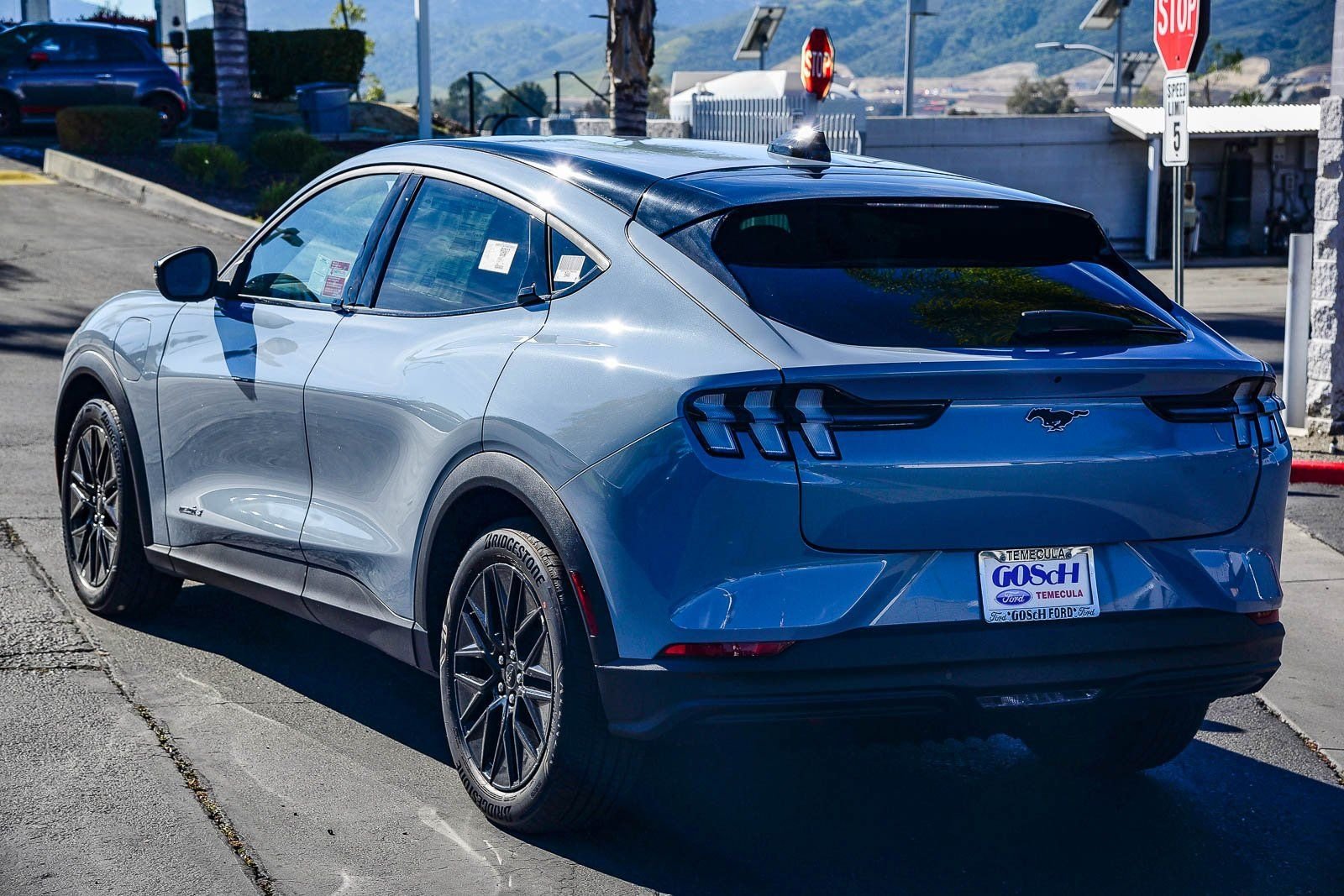 New 2026 Glacier Gray Metallic Tri-coat Ford Select image 6