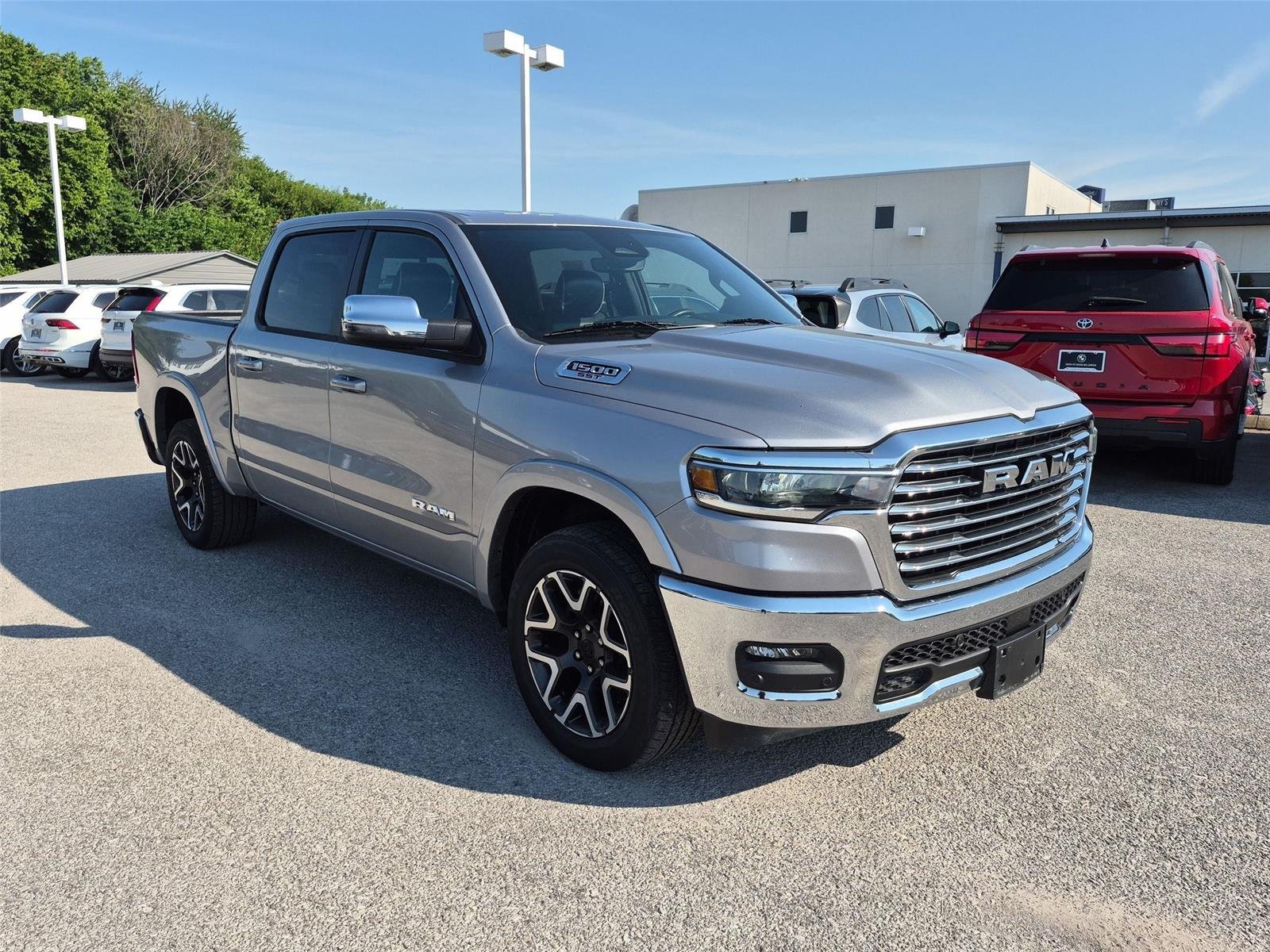 Used 2025 Billet Silver Metallic Clearcoat Ram Laramie image 7