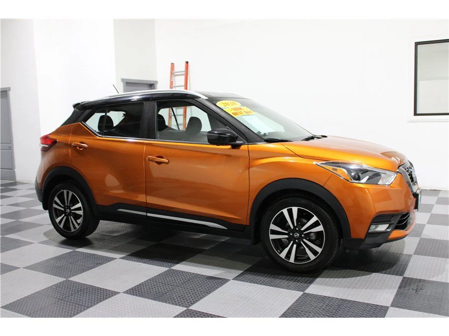 Used 2020 Monarch Orange/Super Black Nissan SR image 1