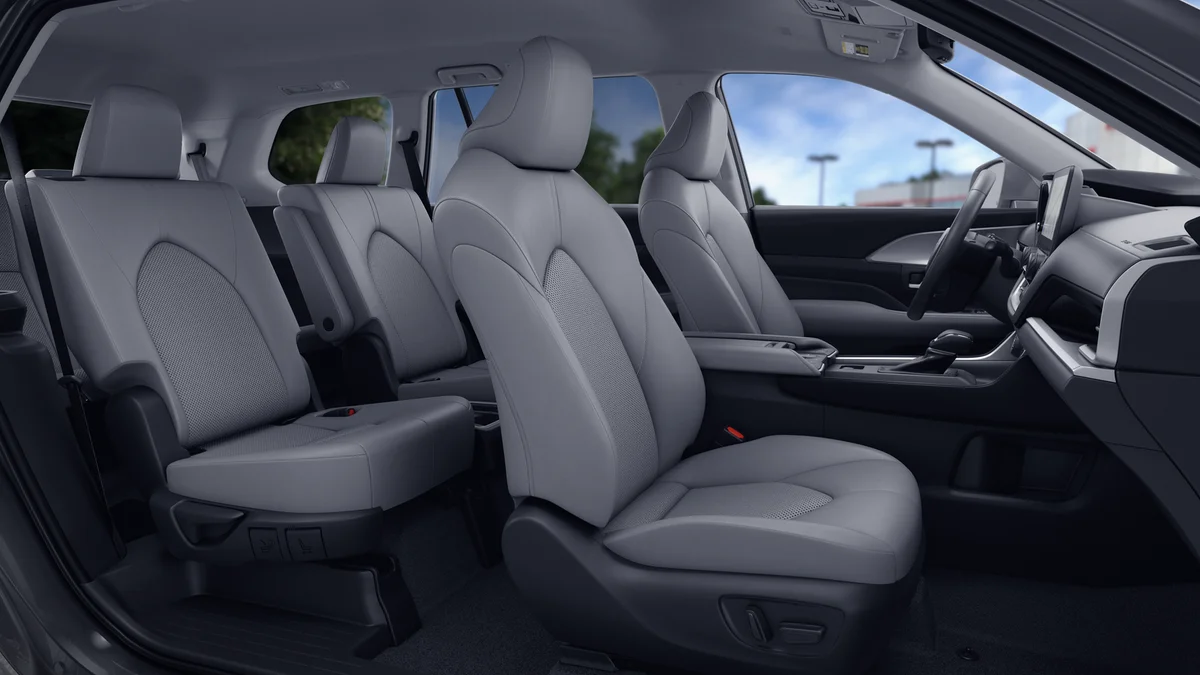 New 2026 Wind Chill Pearl Toyota XLE image 20