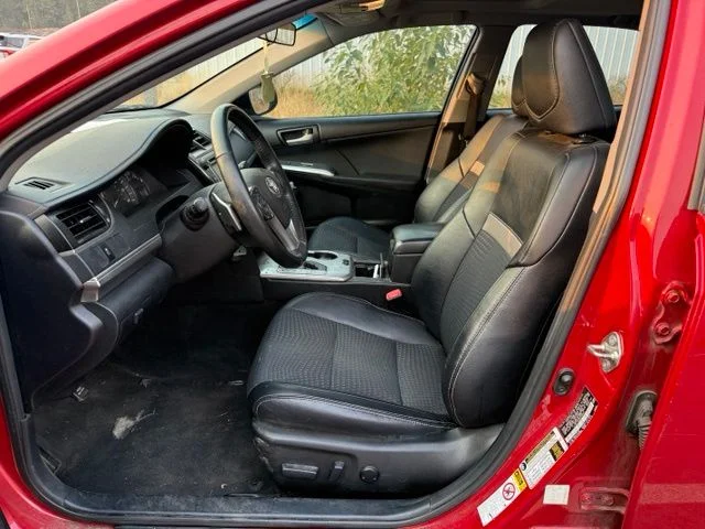 Used 2014 Barcelona Red Metallic Toyota SE Sport image 2