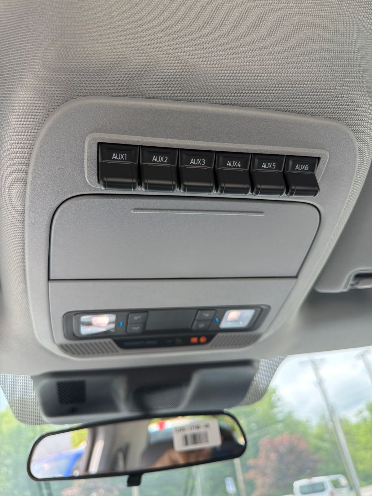 New 2026 Agate Black Metallic Ford F-350® XL image 21