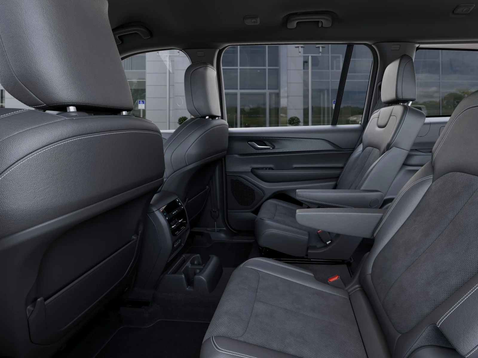 New 2025 Silver Zynith Exterior Paint Jeep Altitude image 49