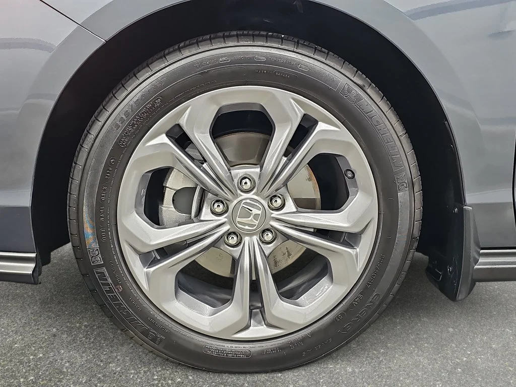Used 2024  Honda EX image 34