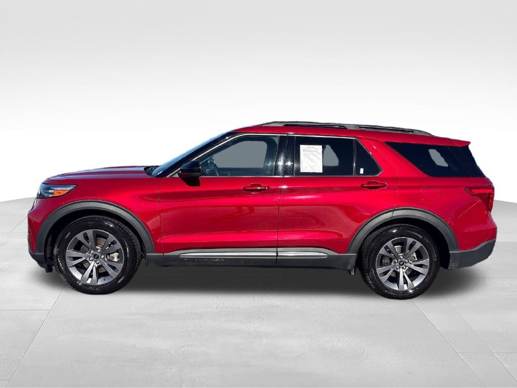 Used 2022 Red Ford XLT image 2