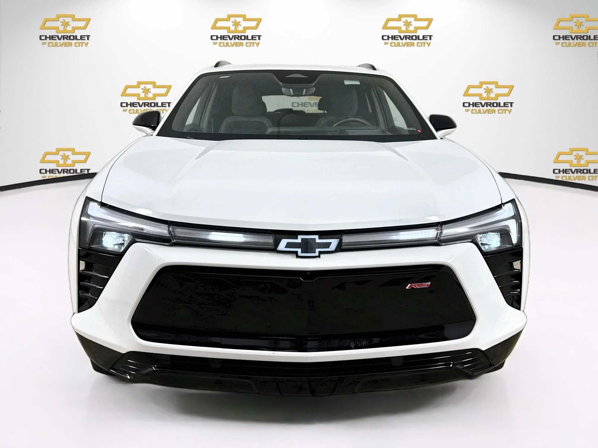 Used 2024 Summit White Chevrolet RS image 2