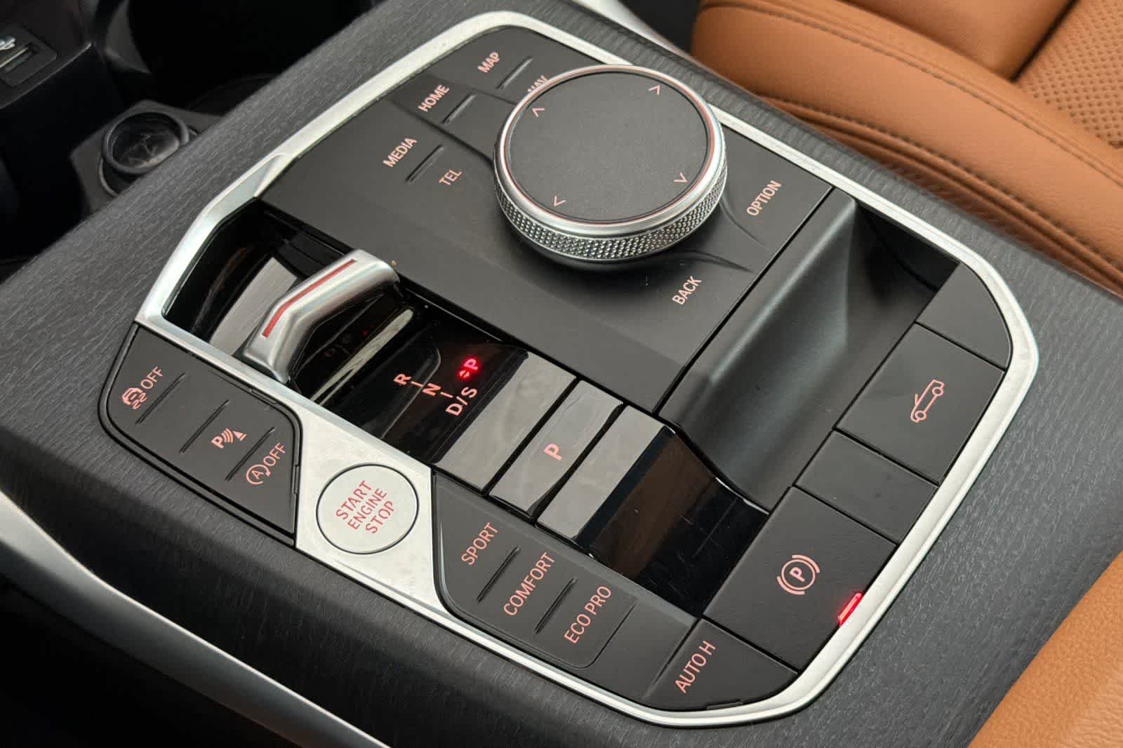Used 2025 Black Sapphire Metallic BMW M440i xDrive image 23
