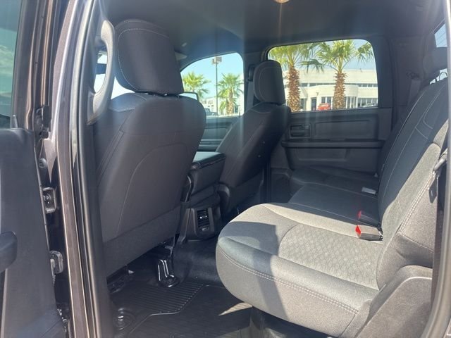 2025 RAM 3500 Chassis Tradesman - Photo 11