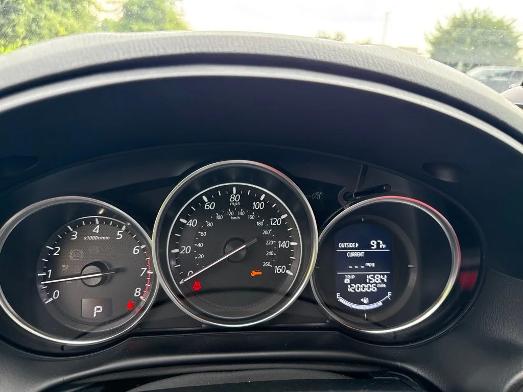 Used 2016 Red Mazda Sport image 10