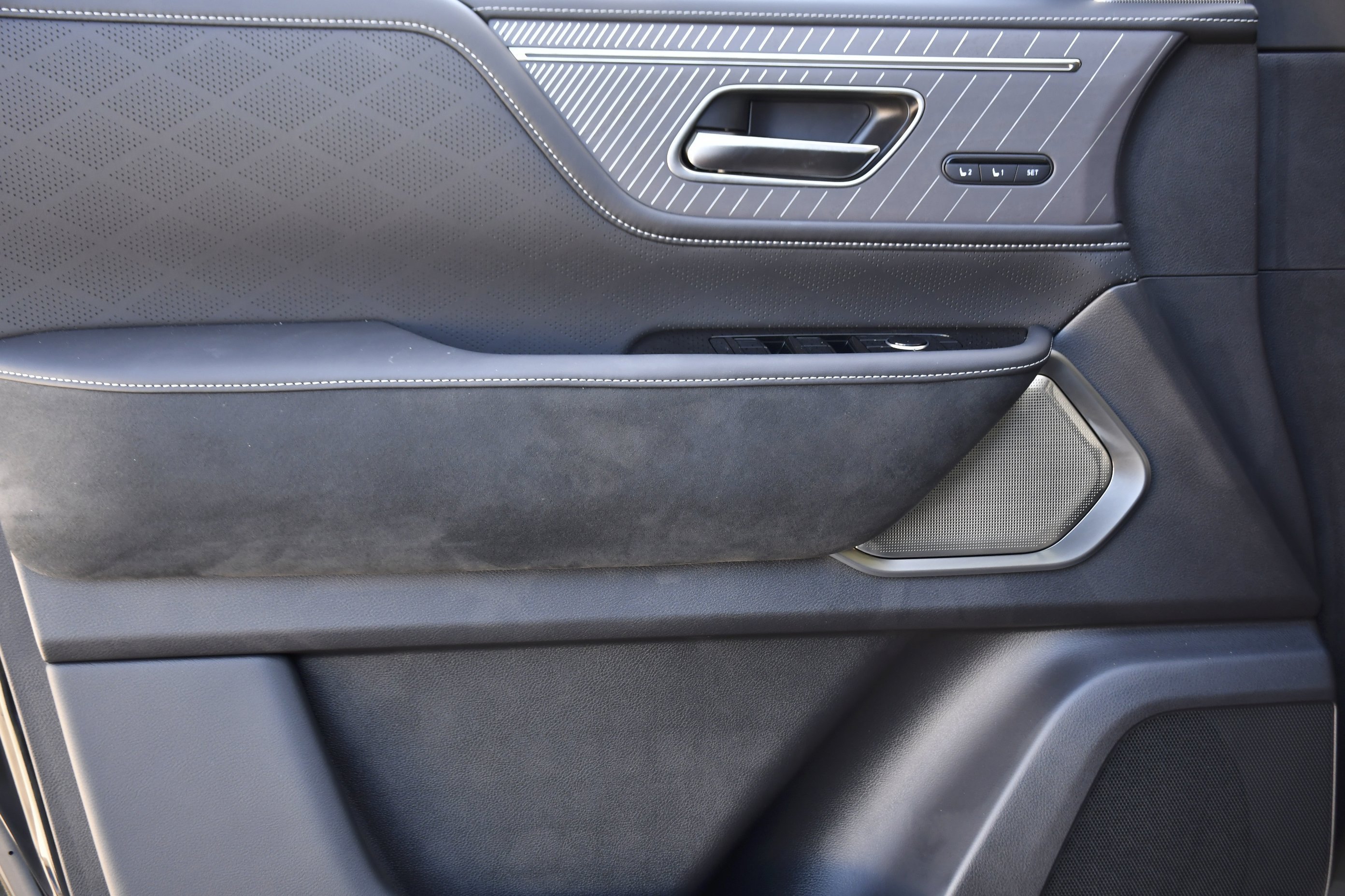 2026 INFINITI QX80 Autograph - Photo 25