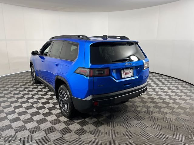 New 2026 Hydro Blue Pearl-Coat Exterior Paint Jeep Limited image 3