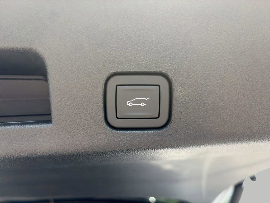 2026 Chevrolet Traverse RS - Photo 8