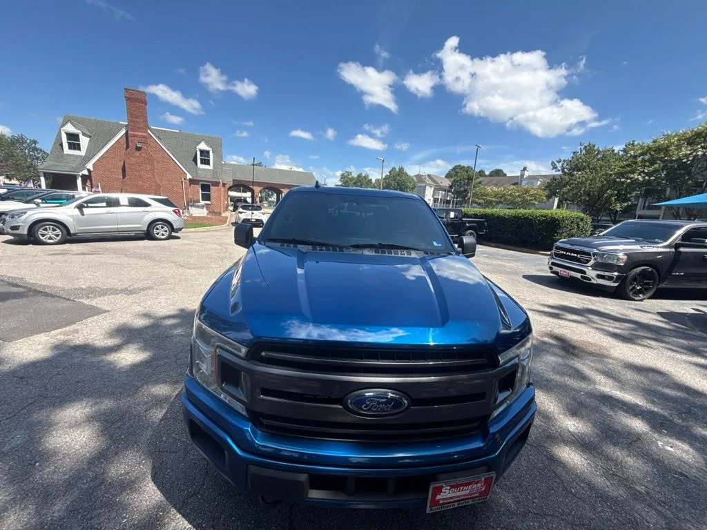 Used 2018 Blue Ford XLT image 11