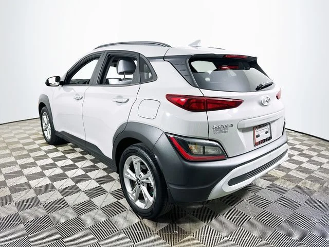 Certified Used 2022 Silver Hyundai SEL image 5