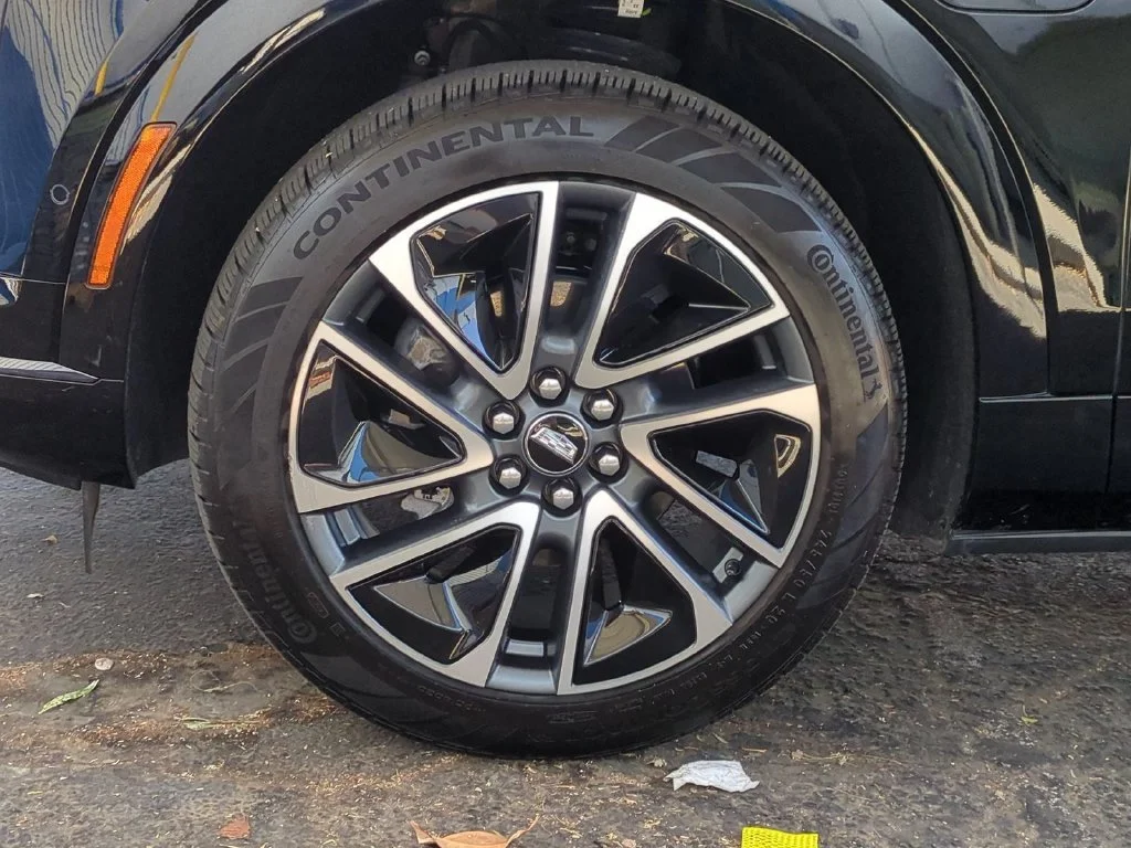 2026 Cadillac OPTIQ Premium Sport - Photo 38