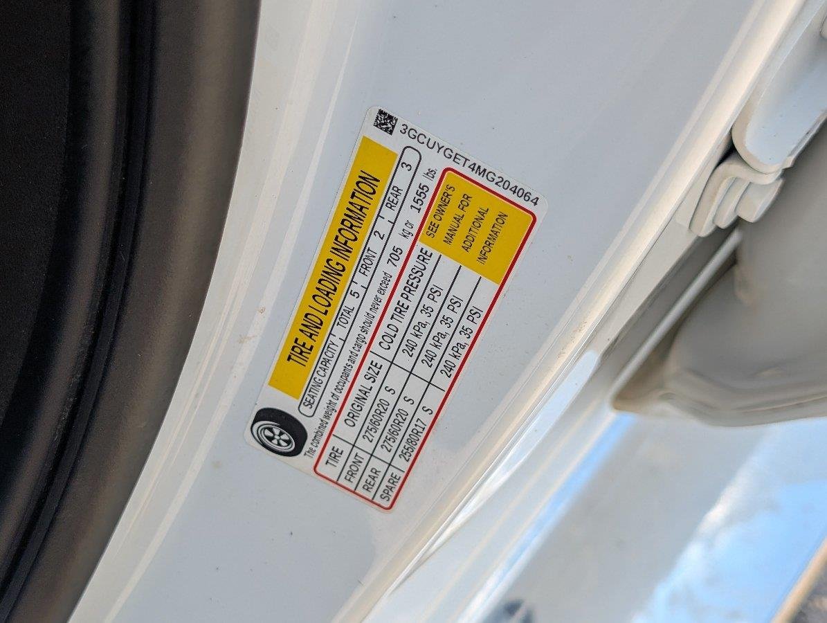 Used 2021 SUMMIT WHITE Chevrolet LTZ image 15
