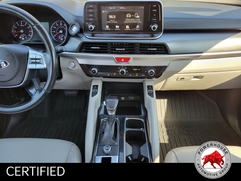 Used 2020 Gray Kia S image 21