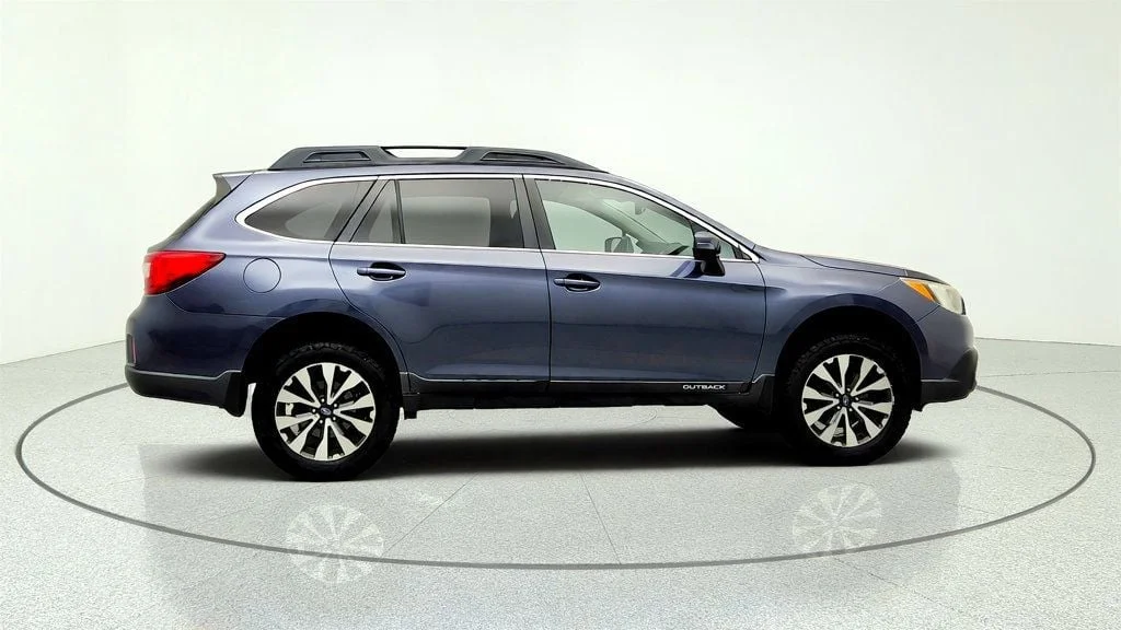 Used 2016 Carbide Gray Metallic Subaru 4dr Wagon 2.5i Limited PZEV w/ Moonroof, Navigation & EyeSight image 4