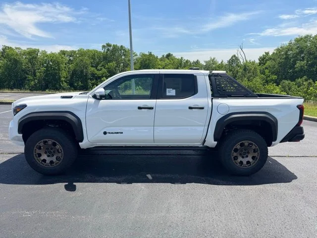 New 2026 Ice Cap Toyota Trailhunter image 6