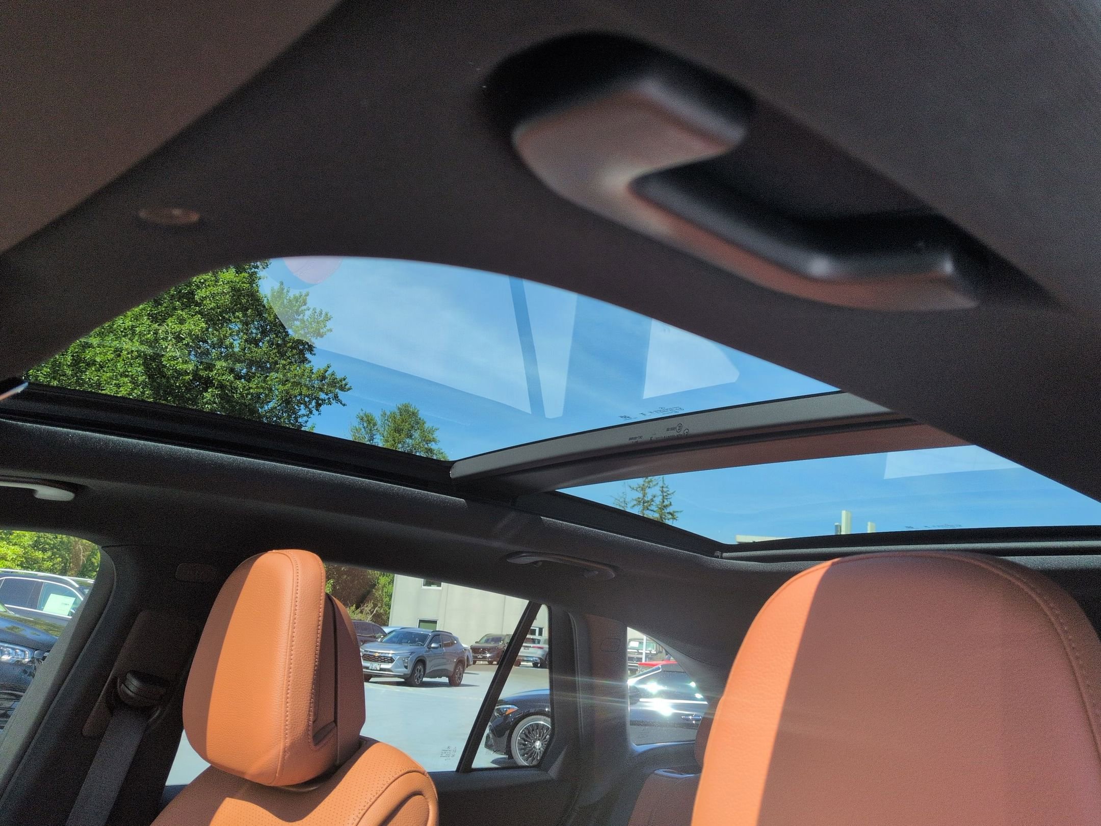 New 2026 Graphite Grey Metallic Mercedes-Benz GLC 300 image 52