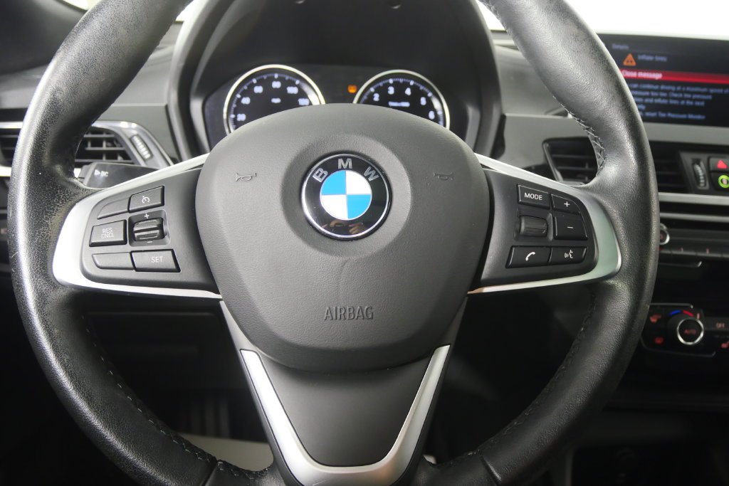Used 2020 Mediterranean Blue Metallic BMW sDrive28i image 18