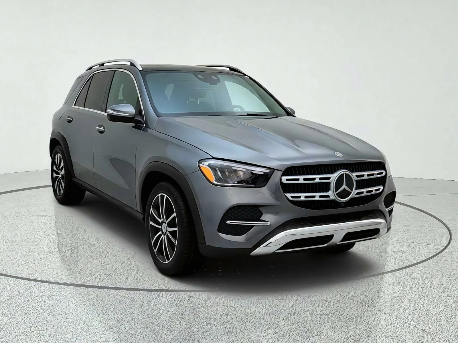 Certified Used 2026 Selenite Grey Metallic Mercedes-Benz GLE 350 image 4