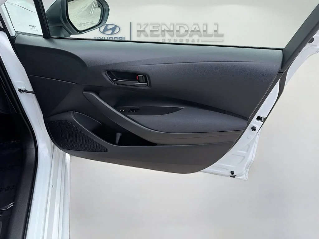 2022 Toyota Corolla LE - Photo 30