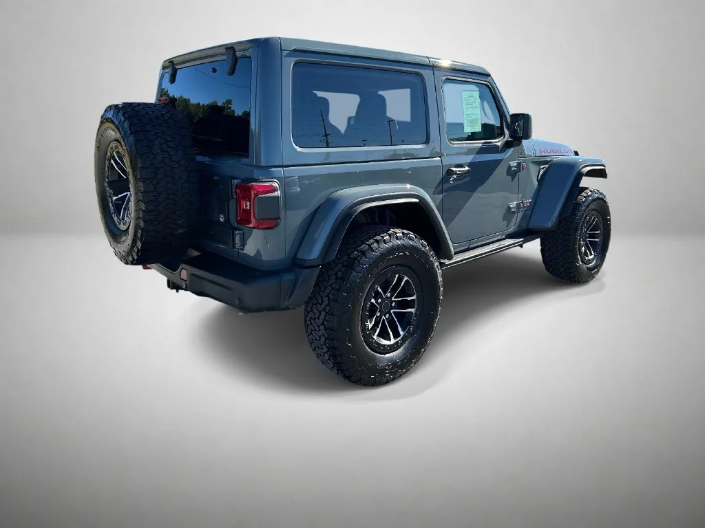 Used 2026 Gray Jeep Rubicon X image 3