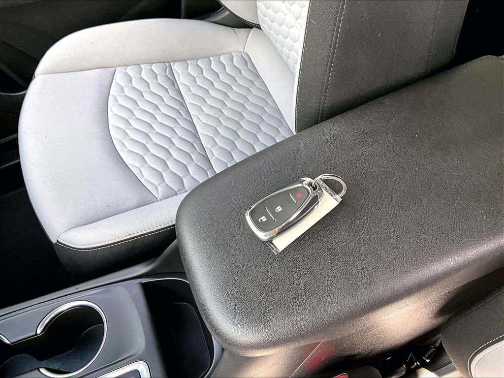 Used 2018 Beige Chevrolet LS image 29