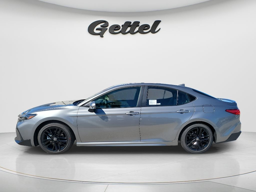 Used 2026  Toyota SE image 7